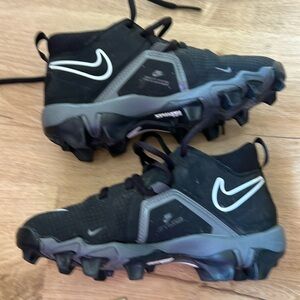 Nike Alpha Menace 3 Shark Football Cleats - Black and Gray- Little Boy size 13